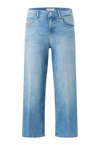 Jean en denim bleu clair avec une coupe large, présentant des poches avant et une fermeture à bouton. Le tissu a une texture lisse avec une décoloration subtile.