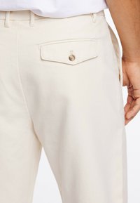 Lindbergh WIDE FIT  - Broek - cream white