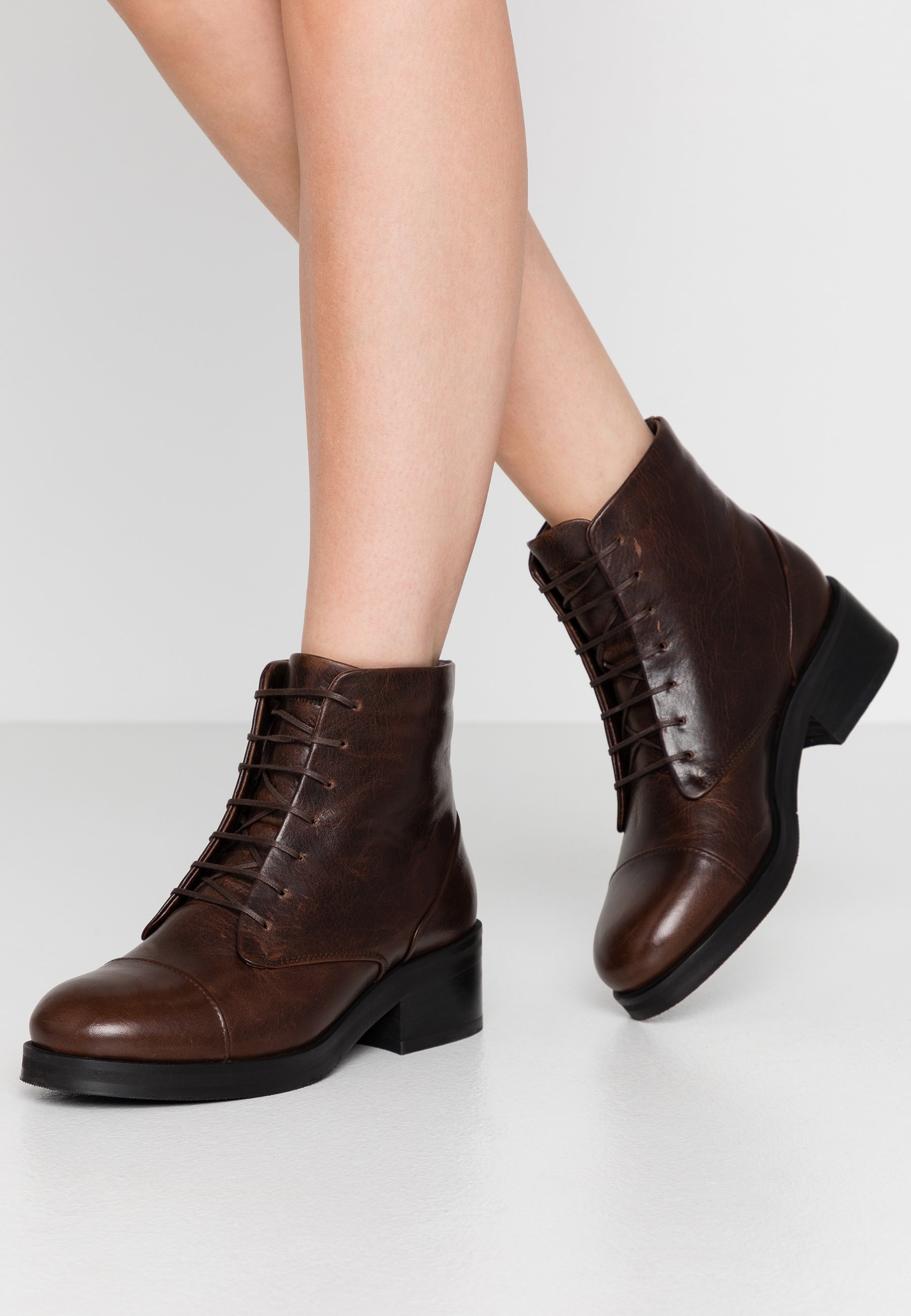 Royal RepubliQ DISTRICT LACE UP BOOT Royal RepubliQ DISTRICT LACE UP BOOT