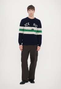 Iceberg MAGLIA GIROCOLLO - Svetrík - white/dark blue