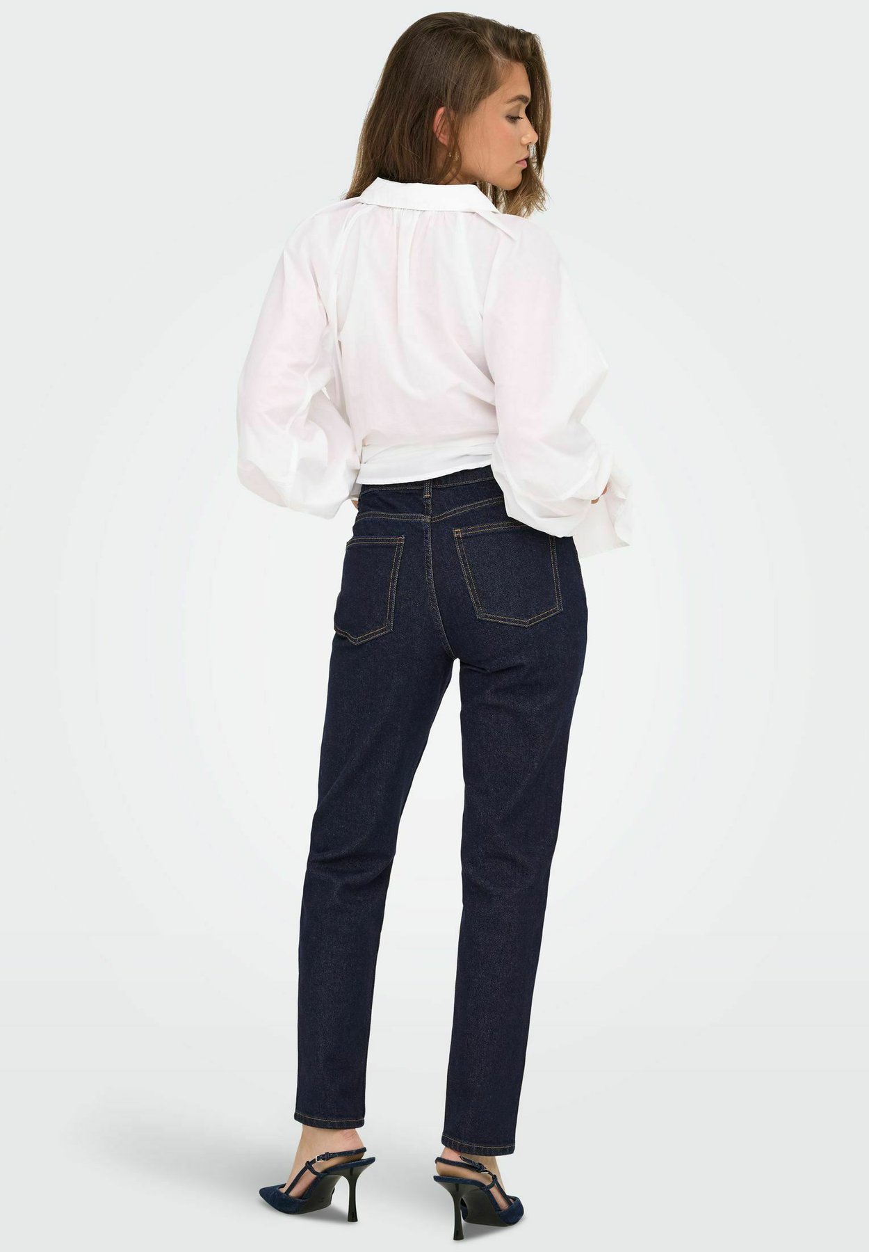 Straight fit ONLEMILY High waist Ankle length