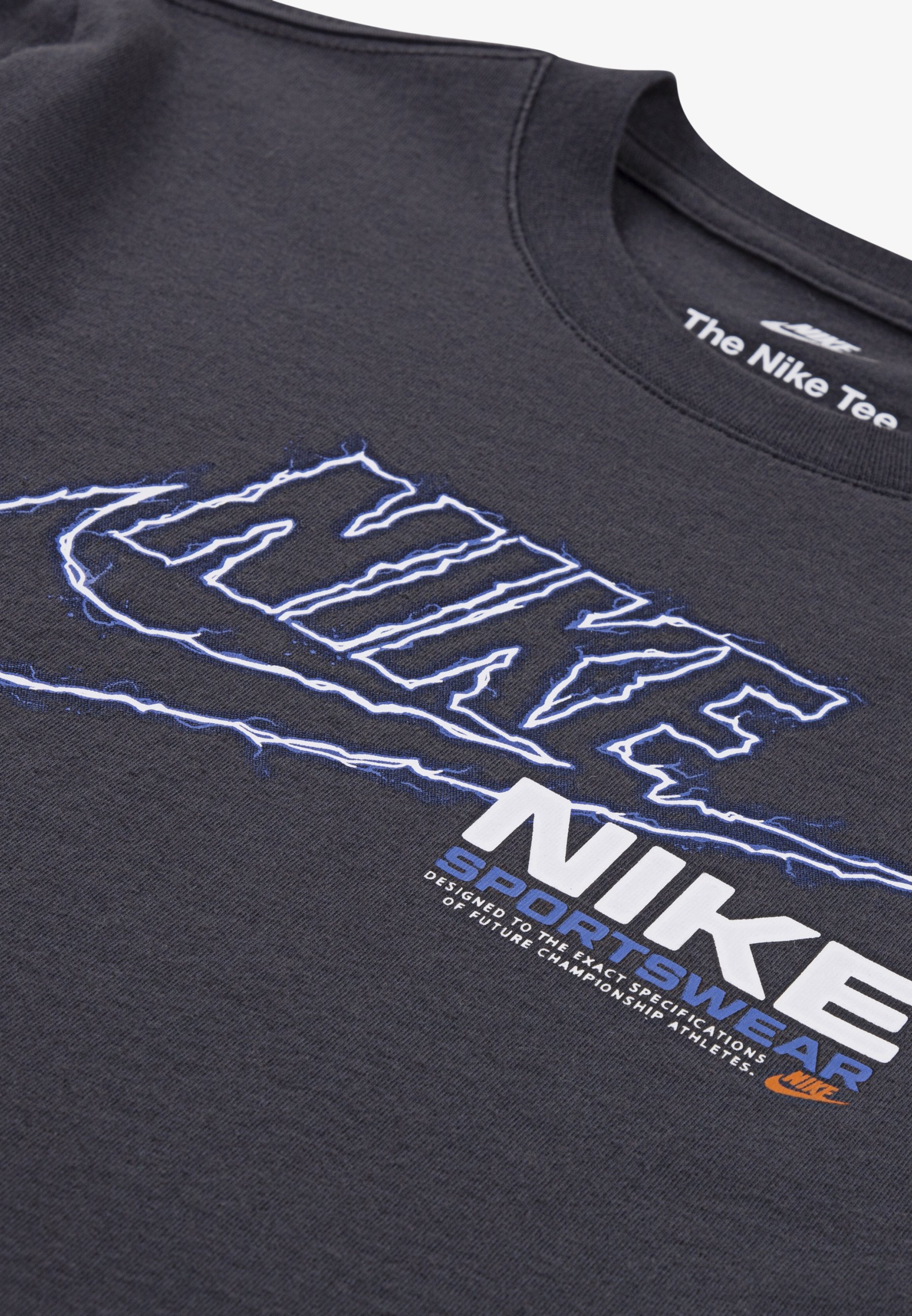 nike futura long sleeve