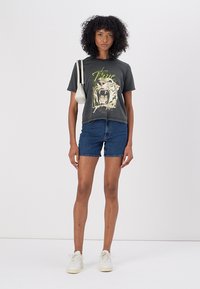 JDY JDYFAROCK ELINA - Print T-shirt - black