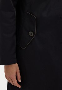 Lauren Ralph Lauren FAUX-LEATHER-TRIM HOODED COAT - Parkas - dark navy