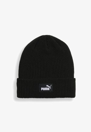 Czarna dziana czapka z prążkowanym wzorem, z podwiniętym mankietem i prostokątną naszywką z logo, zawierającą nazwę marki i logo.