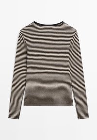 Unausgewählt, black