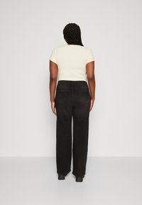 ONLY Carmakoma CARWILLY - Straight leg jeans - black