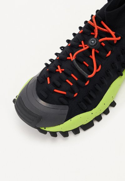 adidas by Stella McCartney SEEULATER - Pārgājienu apavi - core black/solar green/active orange