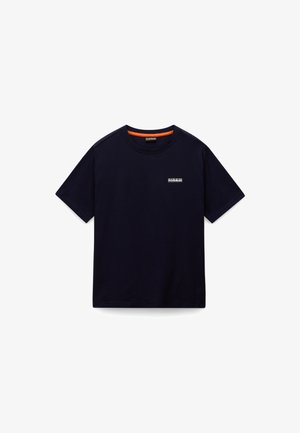 Czarny bawełniany t-shirt w kolorze granatowym z okrągłym dekoltem, krótkimi rękawami i małym białym logo na lewej piersi. Posiada pomarańczowy akcent wewnątrz dekoltu.