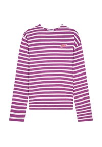 Langarmshirt mit horizontalen lila und weißen Streifen, Rundhalsausschnitt und kleinem roten Logo auf der linken Brustseite.