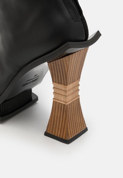 Ahluwalia VEENA BOOTS  - Cizme cu toc - black