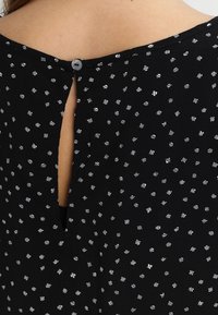ONLY Petite Blouse - black