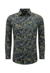 Langarmshirt met een donkere achtergrond en een patroon van meerkleurige bladeren en vogels, met een knoopsluiting aan de voorkant en een klassieke kraag.