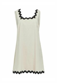 Abito senza maniche in tessuto crema con scollo e orlo nero a onda. Design semplice, forma svasata e texture liscia.