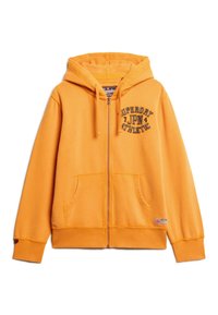 Felpa arancione con zip e logo frontale, due tasche laterali e cappuccio con cordino. Realizzata in tessuto morbido con polsini e orlo a coste.