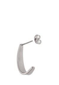 Ezüst karika fülbevaló ívelt kialakítással és texturált felülettel. Egyenes tüske és kétlyukú hátsó rész tartozik hozzá.