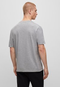 BOSS TCHUP - Basic póló - light grey