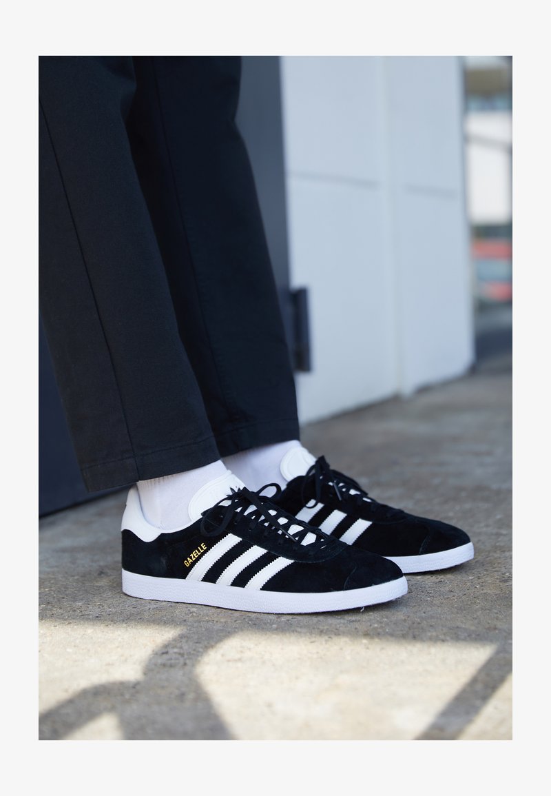 Gazelle noir et blanche Clearance