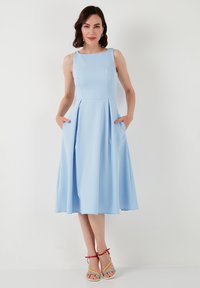 Unausgewählt, light blue