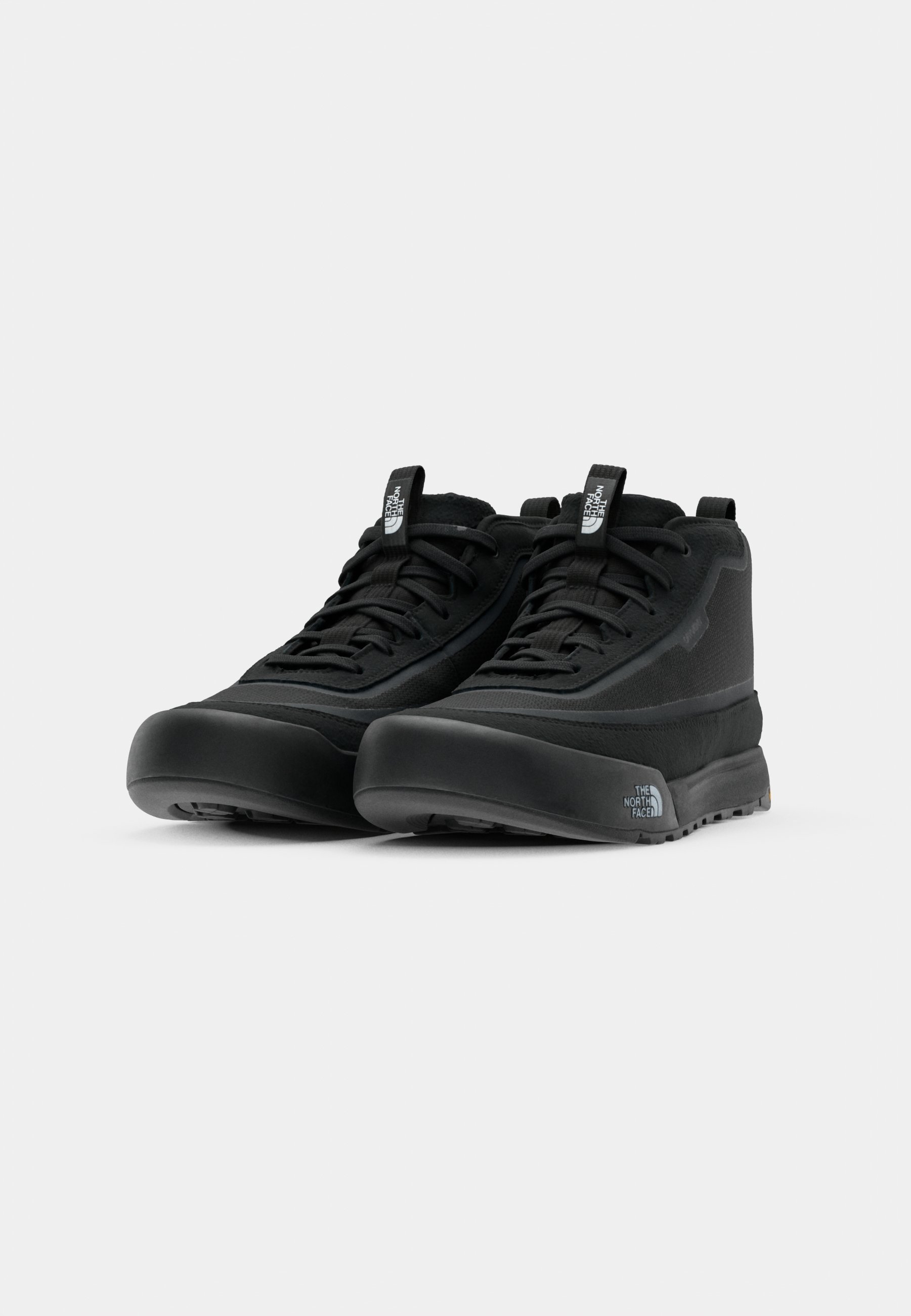 The North Face CLYFFE MID INSULATED WP UNISEX - Sneakers low - tnf