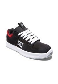 DC Shoes - Obuwie do biegania Turystyka