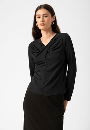 Long sleeved top - black
