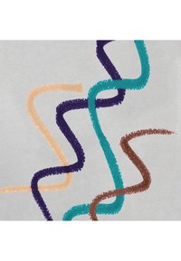 Abstrakt design med bølgede linjer i orange, lilla, teal og brun på en lys grå baggrund, der fremhæver varierende tykkelse og tekstur.