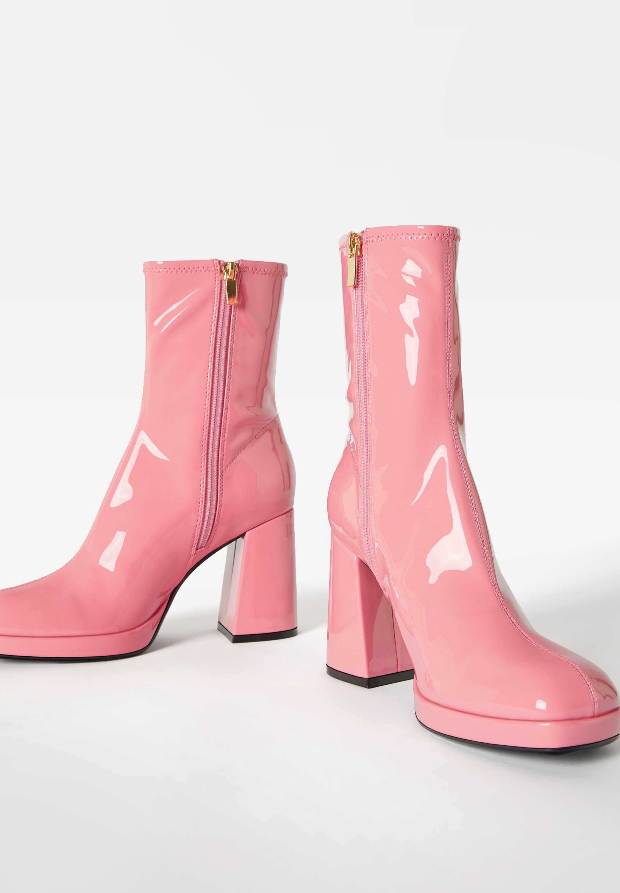 Bershka FITTED MINI - Enkellaarsjes met plateauzool - pink/donkerroze -  Zalando.nl