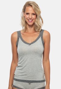 Nina von C. 2 PACK - Undershirt - ivory