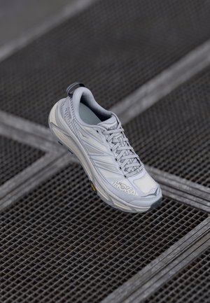 MAFATE SPEED 2 UNISEX - Trainers - cosmic grey/alabaster