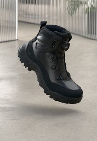ECCO OFFROAD MID WARM WP BOA - Talvesaapad - black