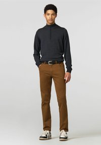 Meyer Chino - braun