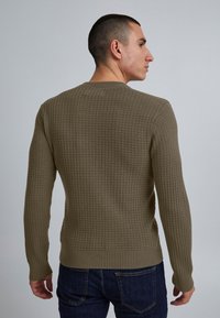 Casual Friday KARLO STRUCTURED CREW NECK KNIT - Neule - bungee cord