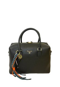 Borsa a mano in pelle nera testurizzata con cerniera dorata, doppi manici, logo Pollini e portachiavi a nappina intrecciata multicolore sul lato.