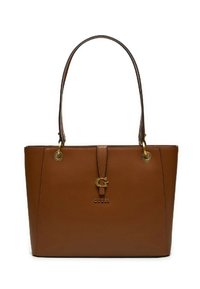 Borsa a tracolla in ecopelle marrone con doppie cinghie, hardware dorato, logo frontale e base piatta per stabilità. Presenta un design strutturato.