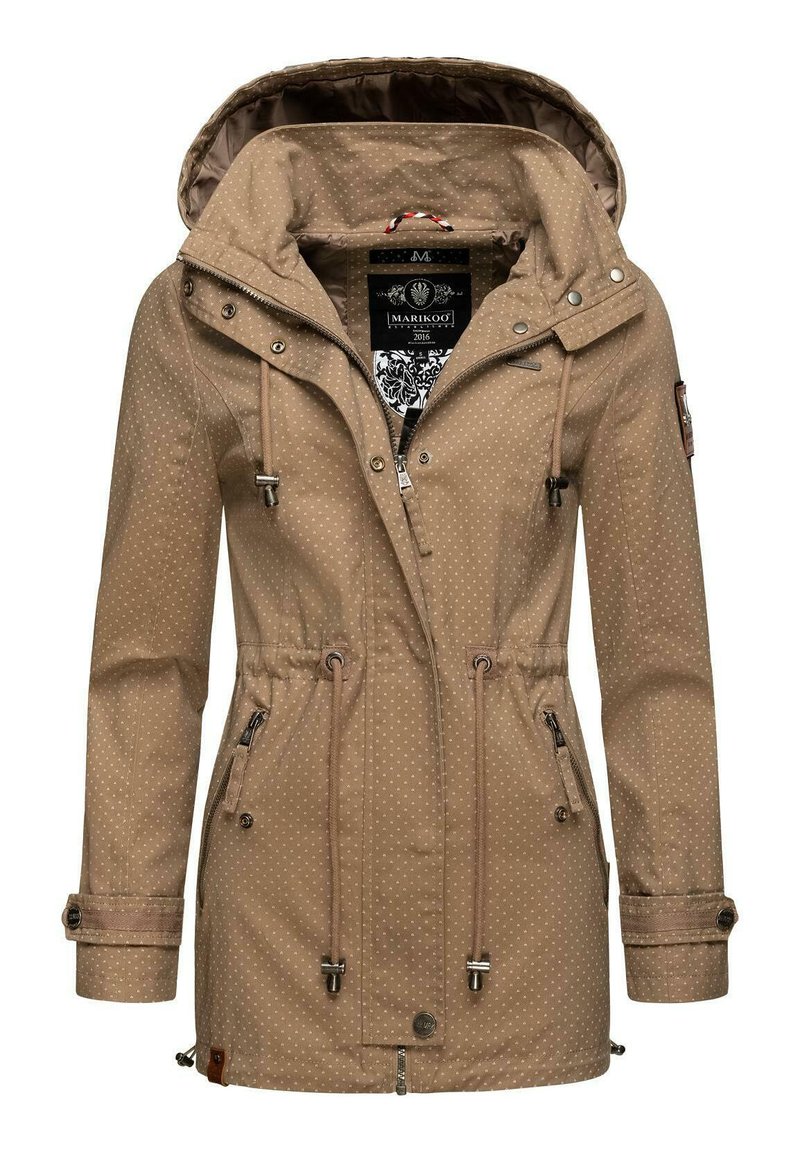 Veste marron à pois avec taille ajustable à cordon, capuche réglable, deux poches latérales zippées et fermeture éclair. Fabriquée en matériau lisse et résistant à l'eau.