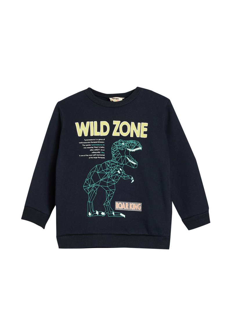 Sudadera azul marino con puños y dobladillo acanalados. Presenta un gráfico geométrico de dinosaurio y el texto "ZONA SALVAJE" en amarillo claro.