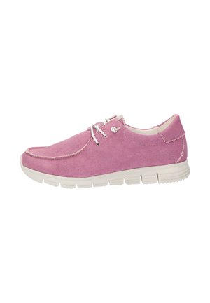 Rosa Stoffschuhe mit glatter Textur, weißen Schnürsenkeln, runder Zehenpartie und einer gepolsterten weißen Sohle mit Rillen.