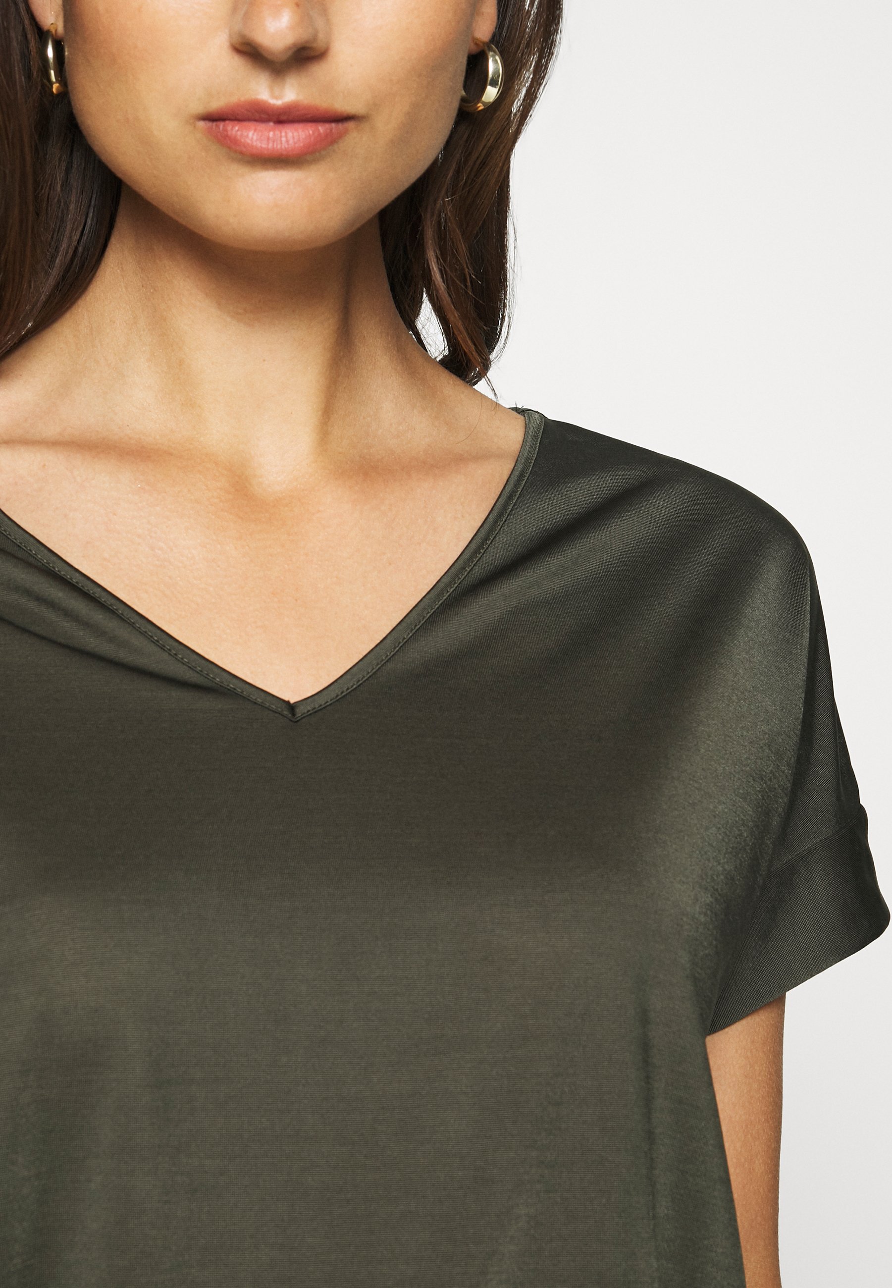 s.Oliver BLACK LABEL T shirts med print dark khaki green s.Oliver BLACK LABEL T-shirts - brown