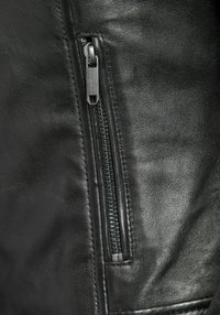 Thumbnail Image 5