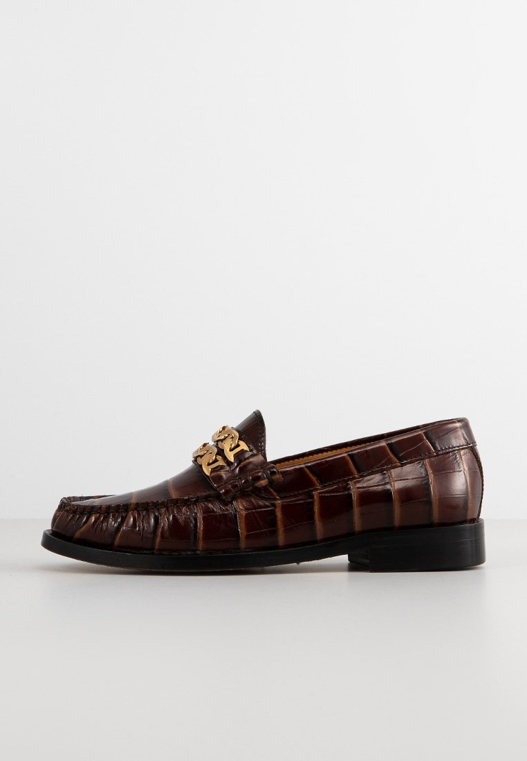 Zapatos sin cordones