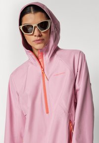 Kari Traa SANNE ANORAK - Softshelljakke - dusty pink
