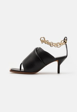 GEORGIA PADDED MULE CHAIN - Flip Flops - black