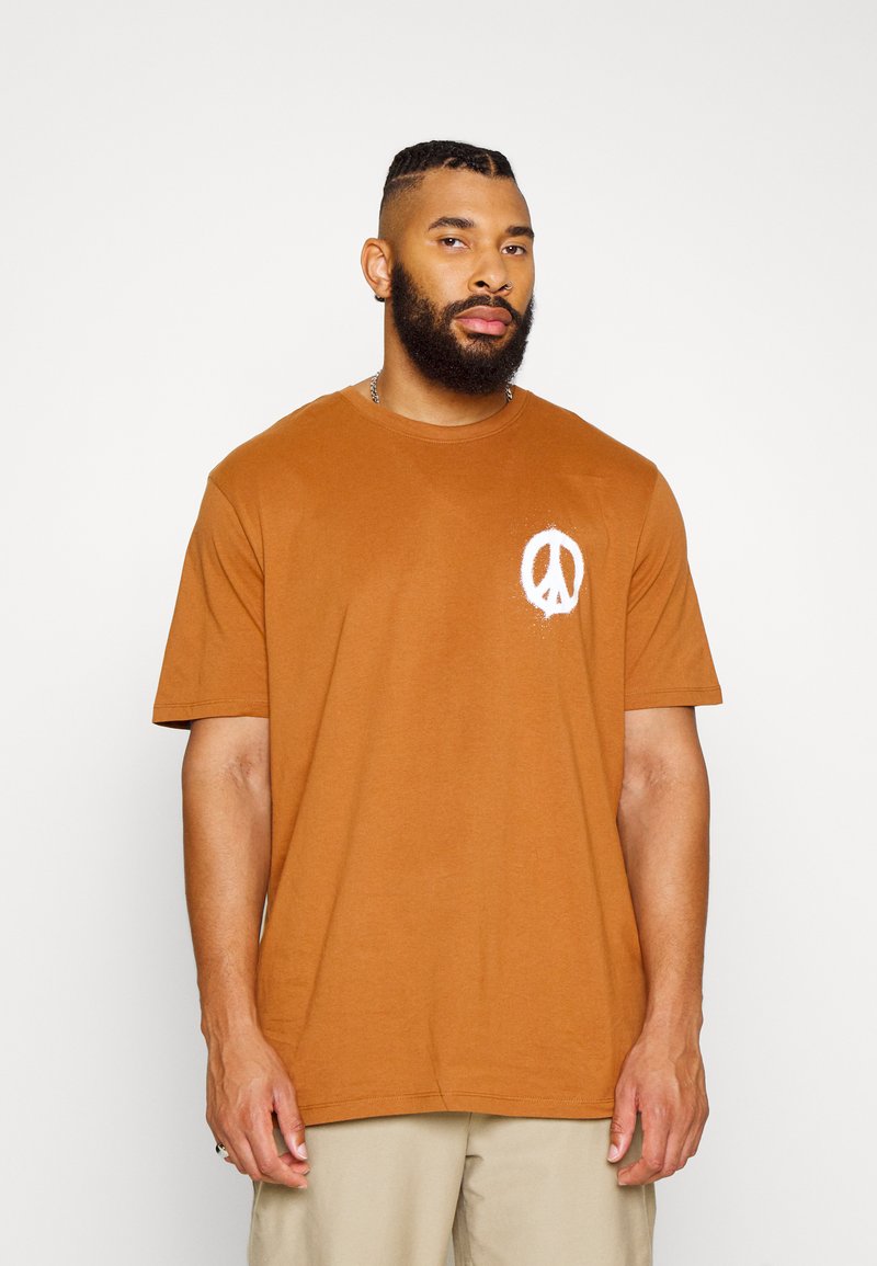 Jack Jones JORPEACE Print T shirt Argan Oil brown Zalando co uk