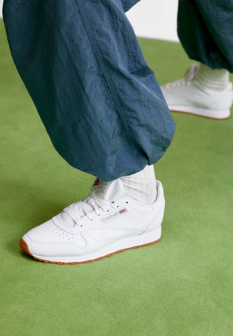 Shipwreck Tæmme Rejse Reebok Classic CLASSIC LEATHER - Sneakers - footwear white/pure grey/hvid -  Zalando.dk