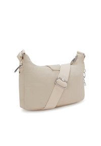 Borsa a spalla beige realizzata in materiale morbido con forma rettangolare, tracolla regolabile, parti metalliche argentate e chiusura con zip.