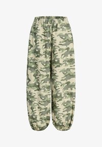 Selectat, olive night