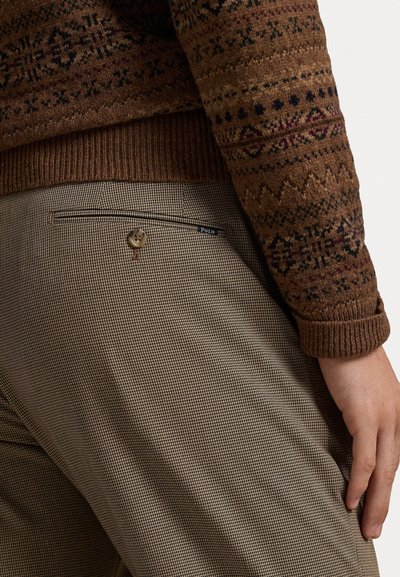Polo Ralph Lauren SLIM FIT PERFORMANCE TWILL PANT - Chinos - brown