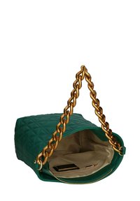 Borsa a tracolla in pelle verde trapuntata con catena dorata, dotata di zip e interior beige con tasca.