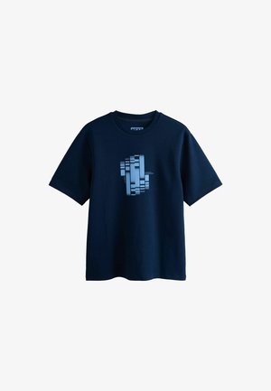 Next, REGULAR FIT - MOTIONFLEX SOFT GRAPHIC T-SHIRT - Tričko s potlačou - blue copenhagen